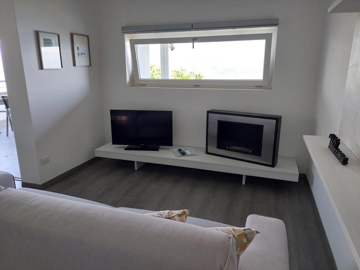 Casa Vacanze Perla Del Lago Domaso Luaran gambar