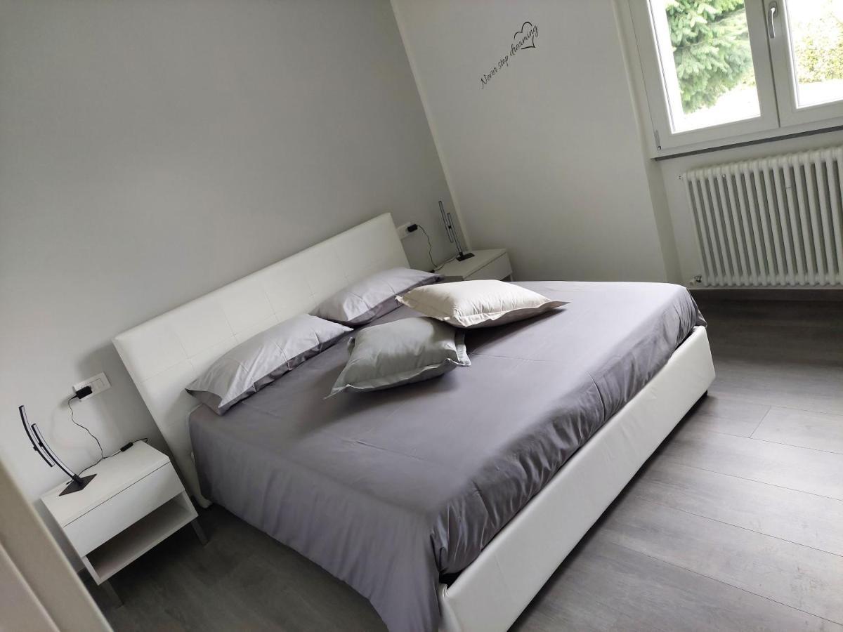 Casa Vacanze Perla Del Lago Domaso Luaran gambar